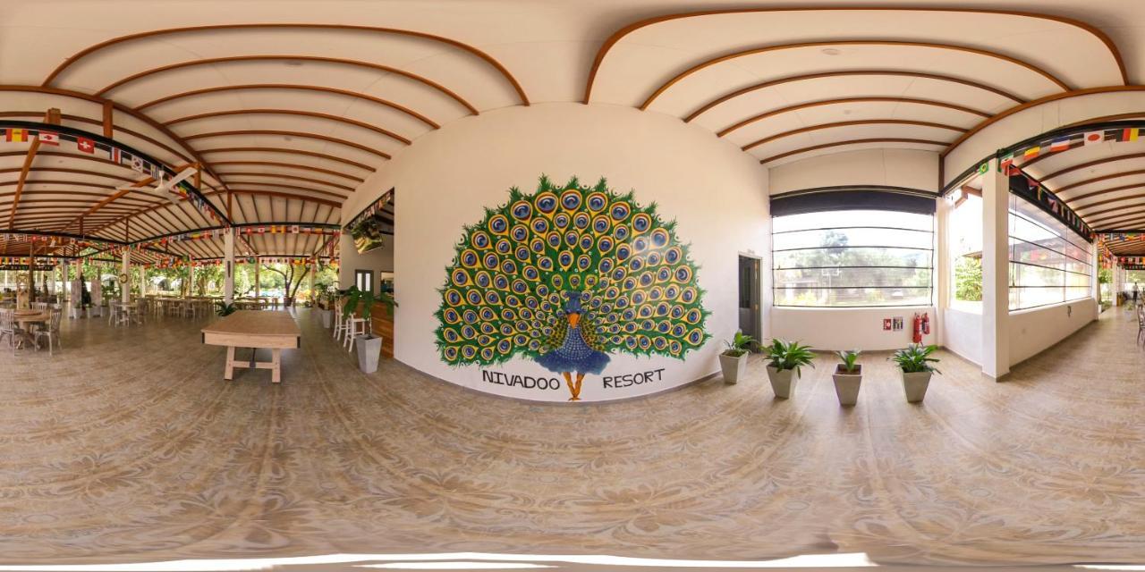 Nivadoo Resort 시기리야 외부 사진 360° panorama of the lobby at the resort.